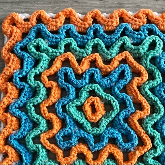 New Crochet Patriotic Star & Square Ruffle Doilies (Set of 2) - Picture 5 of 14